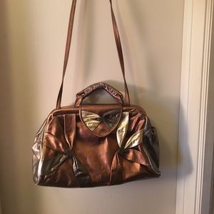 METALLIC SHOULDER BAG